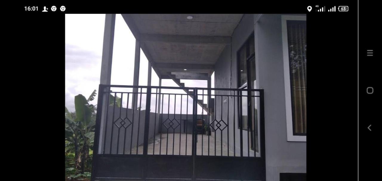 Villa Rr Seroja Kamar Biasa Garung Exteriör bild